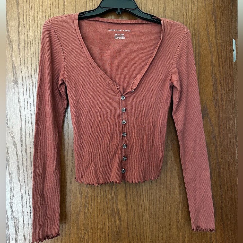 Long sleeve button down top